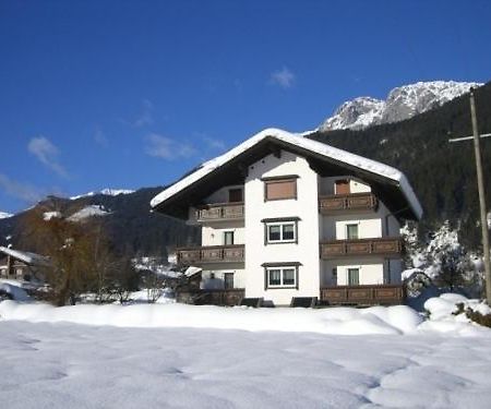 Ferienwohnungen/Holiday Apartments Lederer Reisach Eksteriør billede