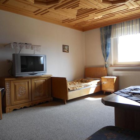Ferienwohnungen/Holiday Apartments Lederer Reisach Eksteriør billede